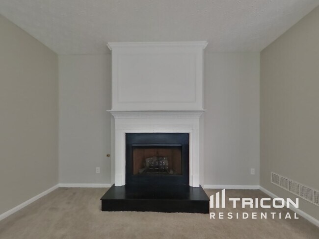 Photo - 128 Ancient Oaks Way