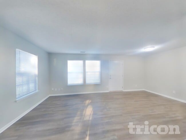 Photo - 1256 Odell Ln