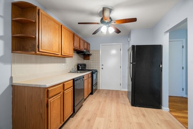 Photo - 22 Branchfield St Unit B4