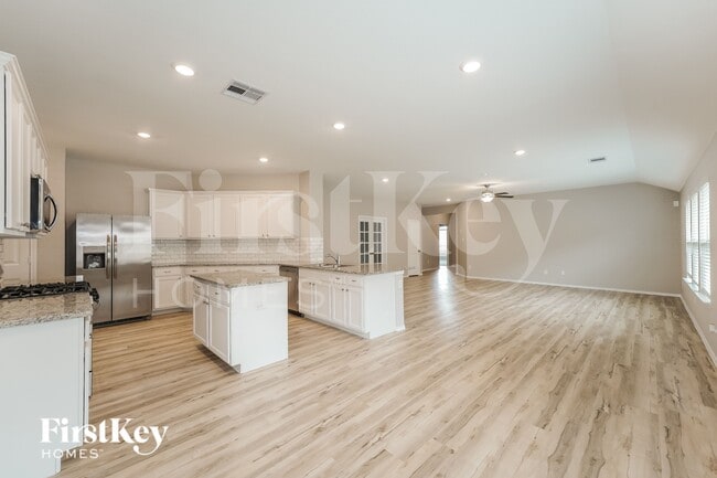 3211 Calla Lily Trl