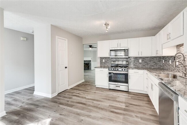 Photo - 1229 Vintage Pointe Dr