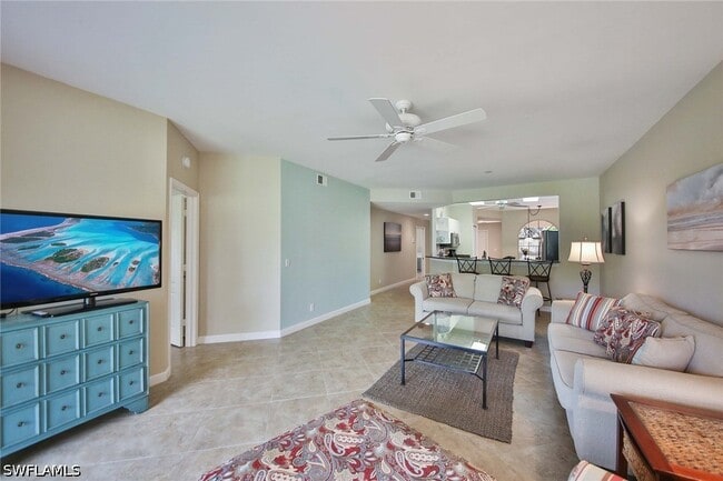 526 Lake Louise Cir Unit 4-403