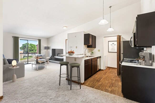Building Photo - Dovetree Rental