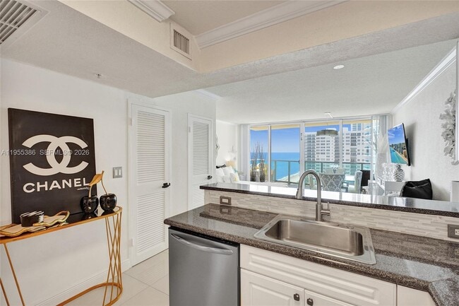 Photo - 2501 S Ocean Dr Unit 1212 (available April 24)