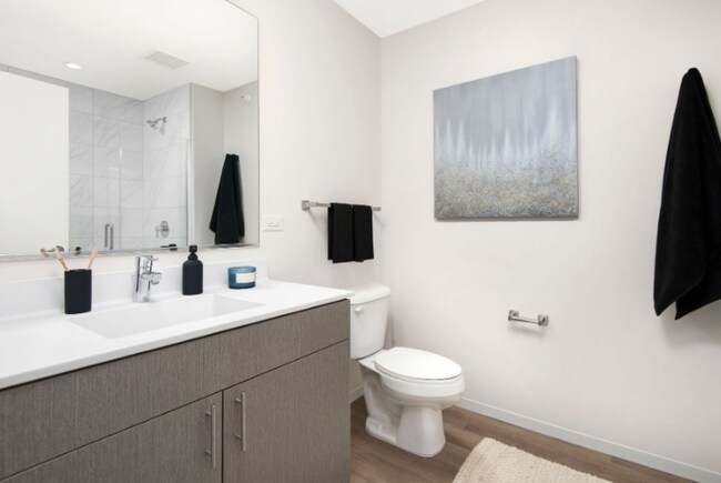 Photo - 51 E 14th Pl