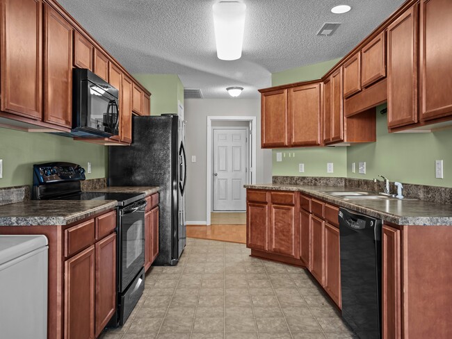 Photo - 101 Berwick Ct