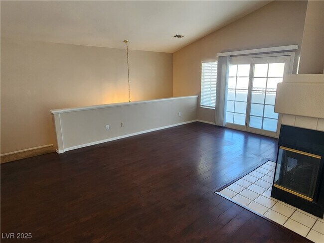 Photo - 5201 S Torrey Pines Dr