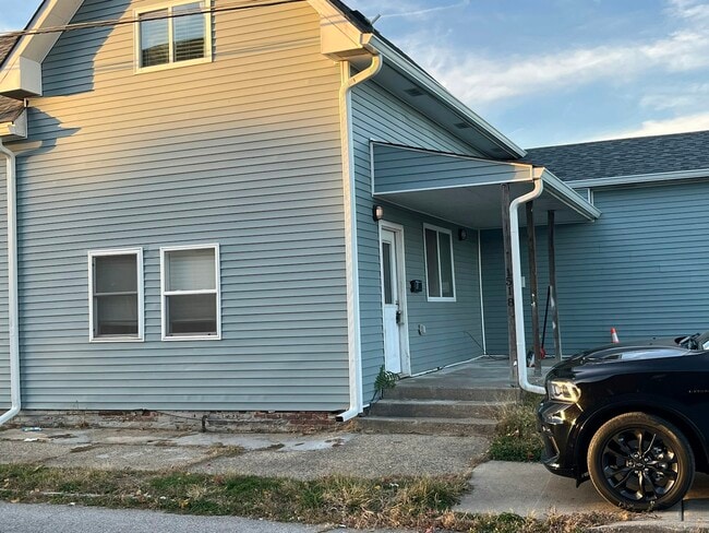 Photo - 1518 Howard St