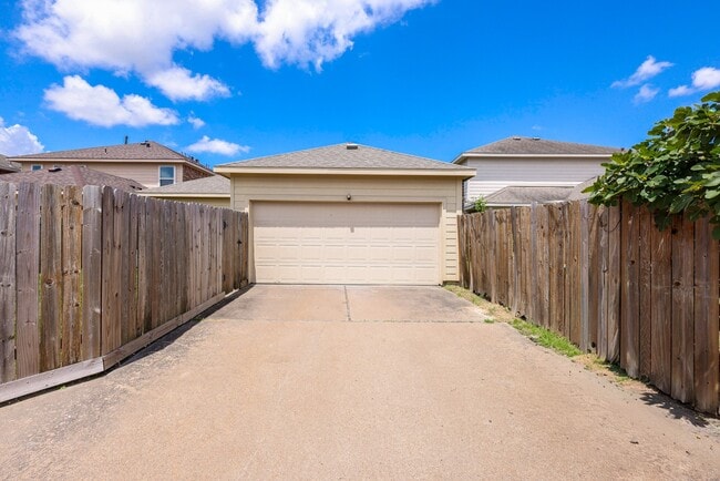 Photo - 8114 Malago Point Dr