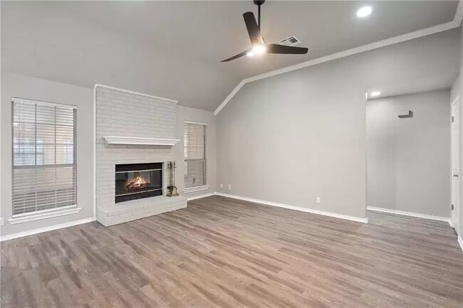 Photo - 5105 Sterling Dr