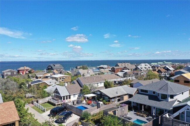 181 Wilmot Rd