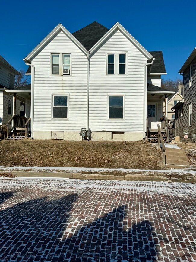 Photo - 906 Charlotte St Unidad 906