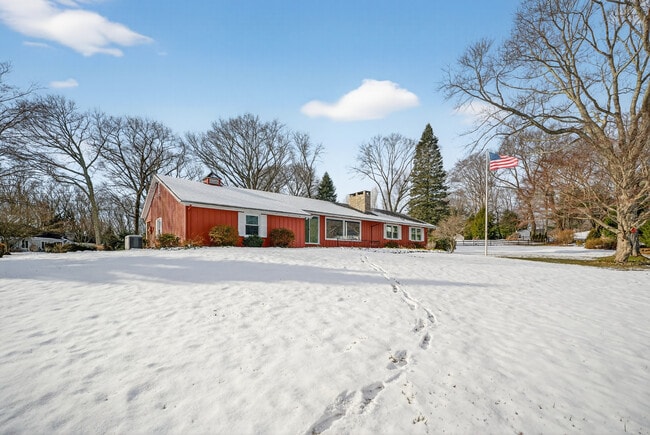 Photo - 9 Harbor View S