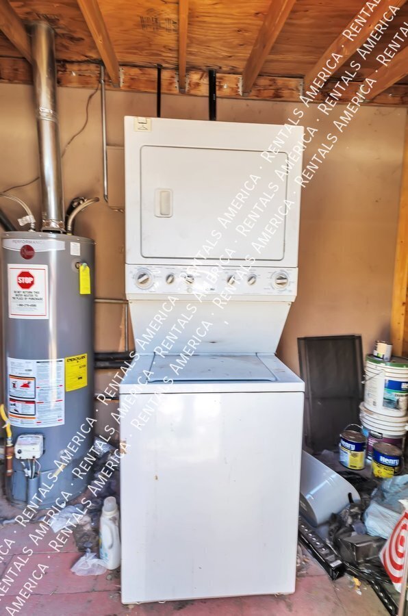 Photo - 121 W Birdman Dr