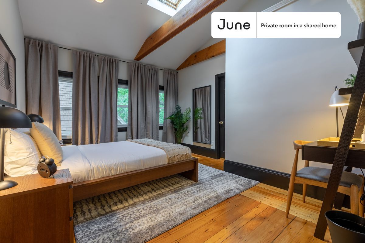 Private bedroom in 5 bed/2 bath Home - Private bedroom in 5 bed/2 bath Home