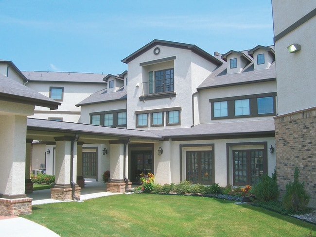 Photo - Lindbergh Parc Senior Apartments