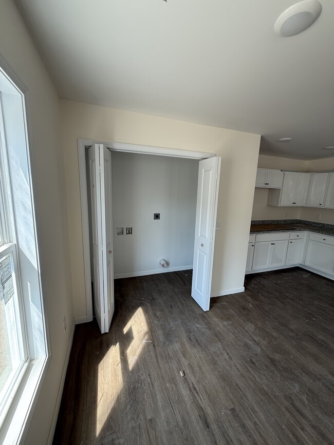 Photo - 534 Jessamine St