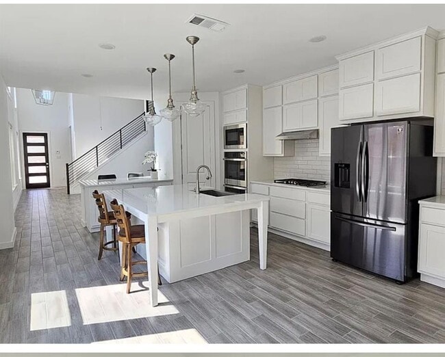 Building Photo - 641 Pecan Bottom Trail