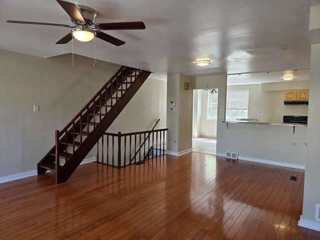 Photo - 8044 Mars Pl