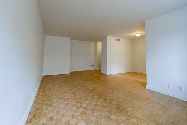 Photo - 3555 Chem. de la Côte-des-Neiges Unit 516