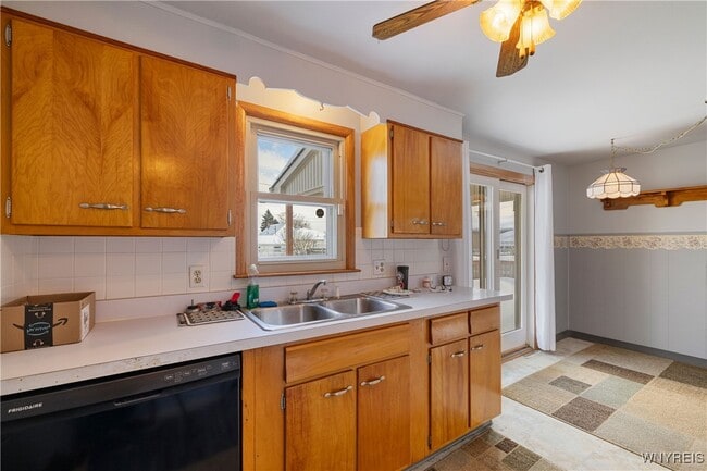 Photo - 212 Santin Dr