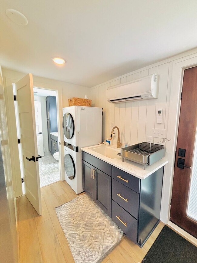 Photo - 7713 Knoll St Unidad 2 (Upper )