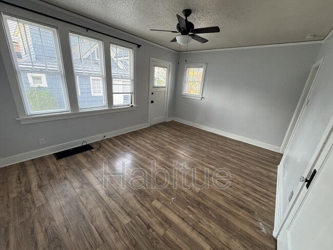 Photo - 1216 W State St