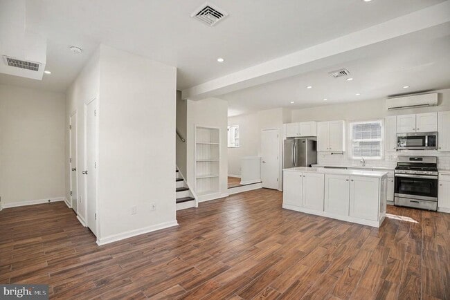 812 Darby Rd
