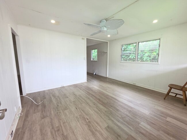 104 Panaewa St