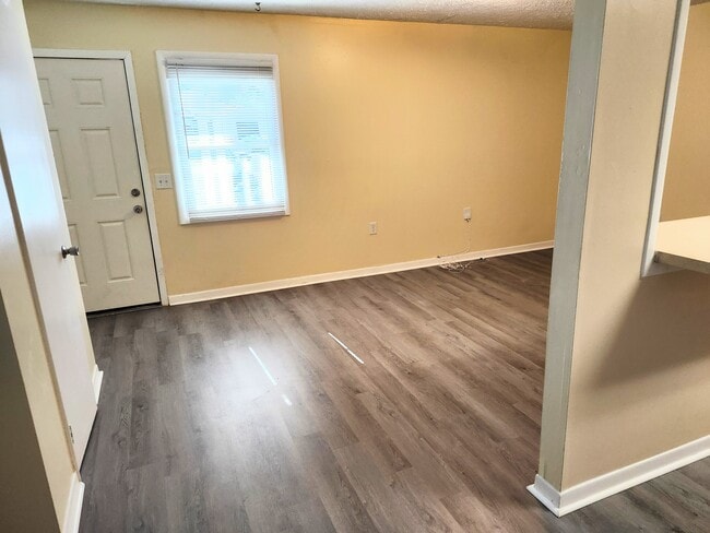 Ground floor with open floor plan - 5230 Beach Dr