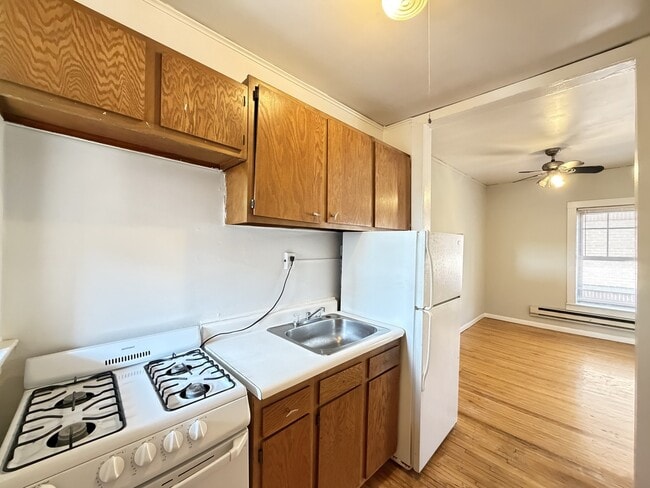 Photo - 645 W Barry Ave Unit J02P