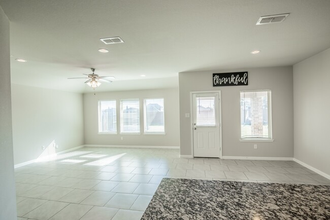 Building Photo - 1407 Wheatland Terrace Ln