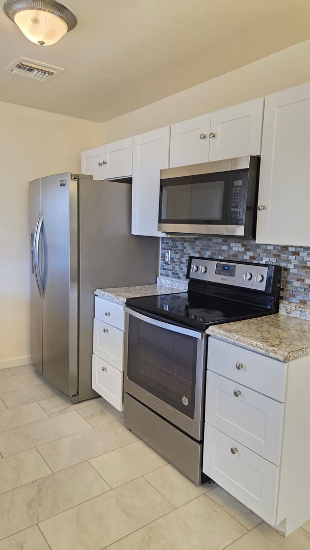 Photo - Beautiful Renovated  4 Bed 2 Bath HOME!