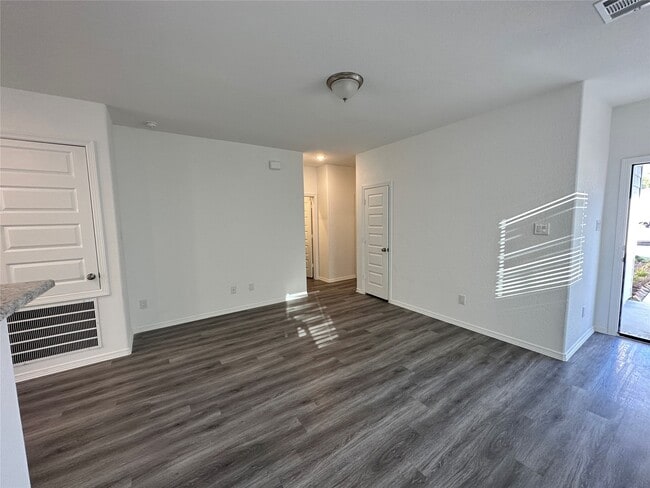 Photo - 16504 Moss Ln