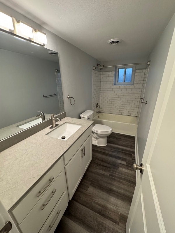 Photo - 3457 Evergreen Rd Unit APT 303