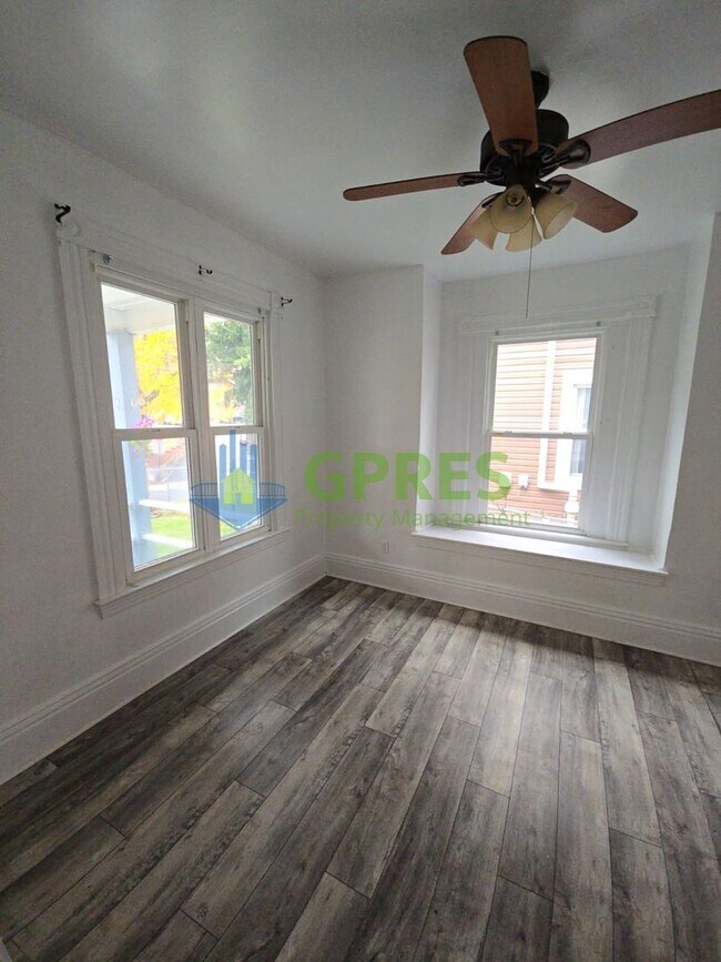 Photo - 159-161 Freeport Rd Unidad 159