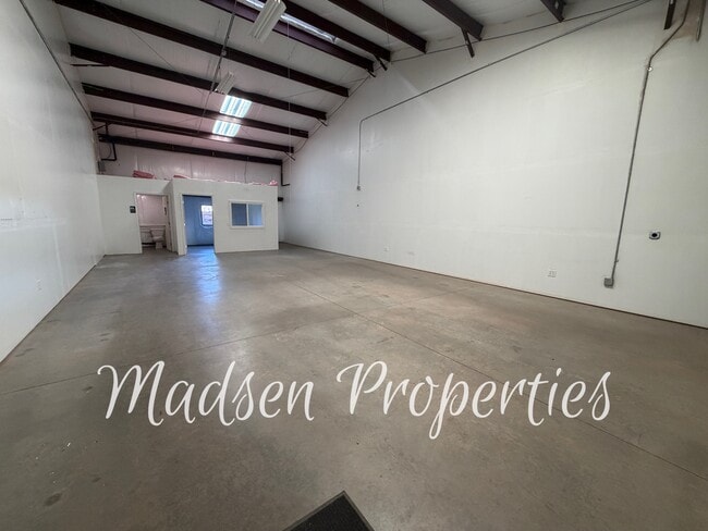 Photo - 1115 E Ewald Ct Unit B