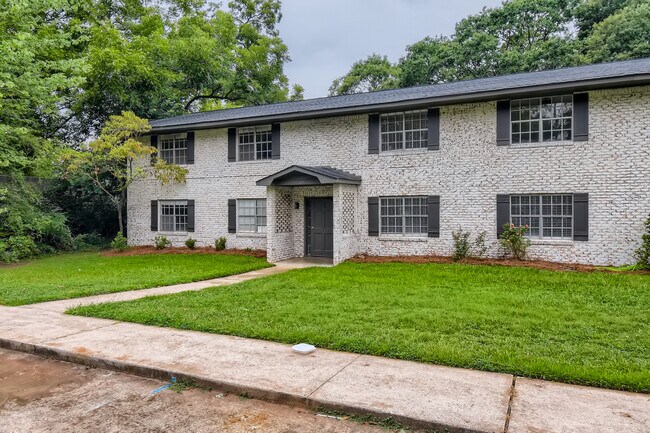 Photo - Room in Apartment on Cleveland St