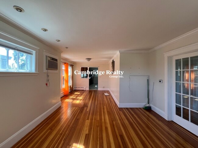 Building Photo - 88 Fellsway E Unit 2