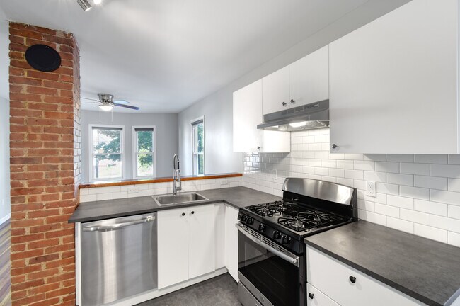 Photo - 30 Cooper St Apartments Unit 30B