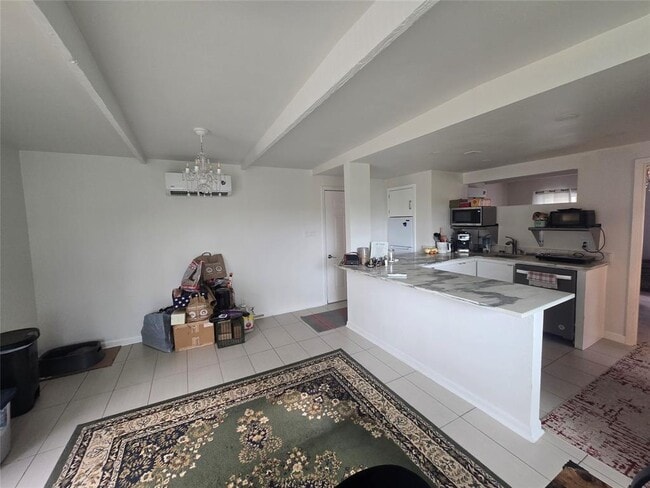 Photo - 1106 The High Rd