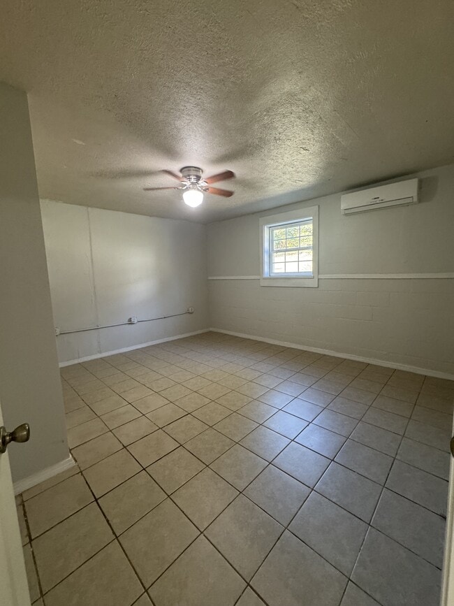 Photo - 20756 Old Hwy 59