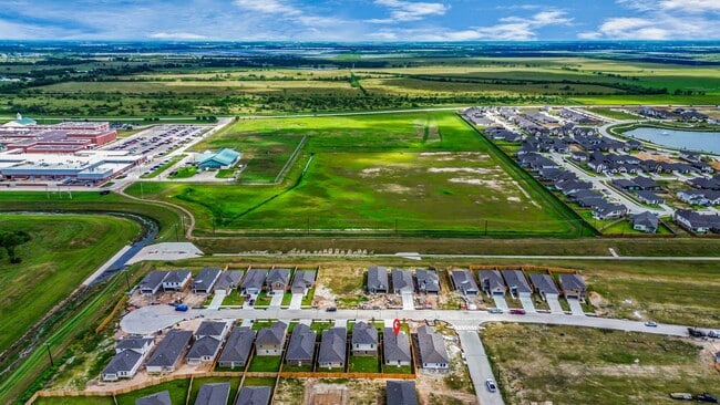 Photo - 1615 Windrose Bnd