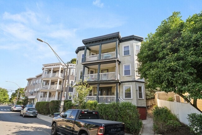 Building Photo - 427 Medford St Rental