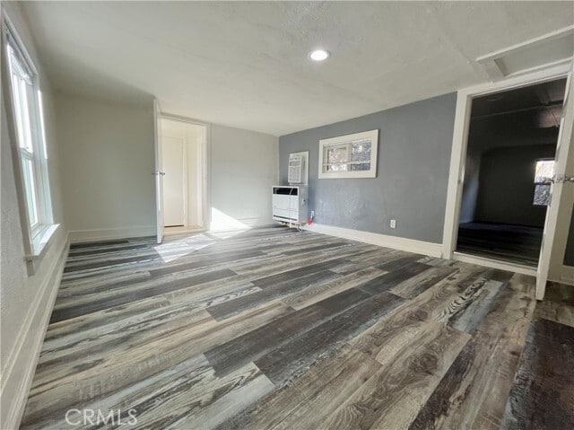 Photo - 12911 Douglas St