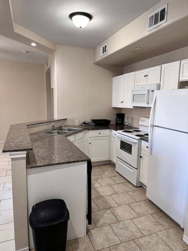 Lone Star Villas Apartments Pecos, TX