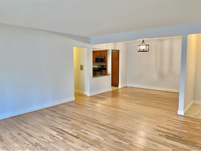 Photo - 1115 N Old Woodward Ave Unit 61