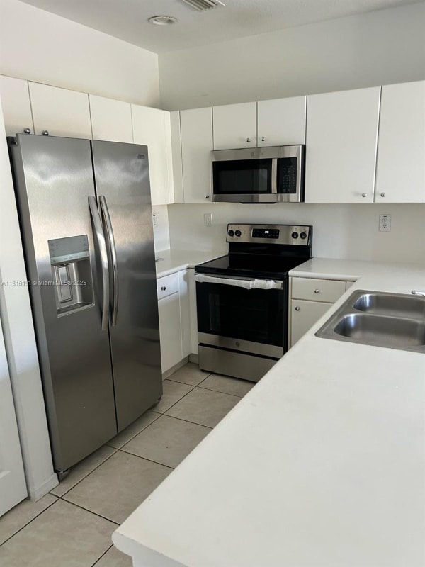 Building Photo - 5737 NW 114th Path Rental