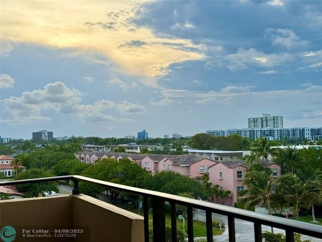 Photo - 2000 S Ocean Blvd Unidad 5P