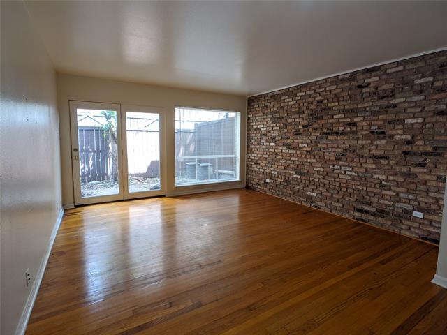 Photo - 5730 Martel Ave Unidad 109 Rental